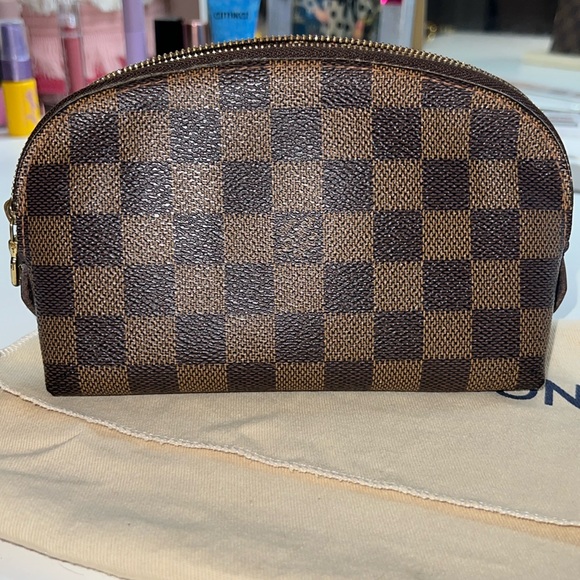 Authentic Louis Vuitton DE Vintage Cosmetic Pouch - Picture 1 of 11